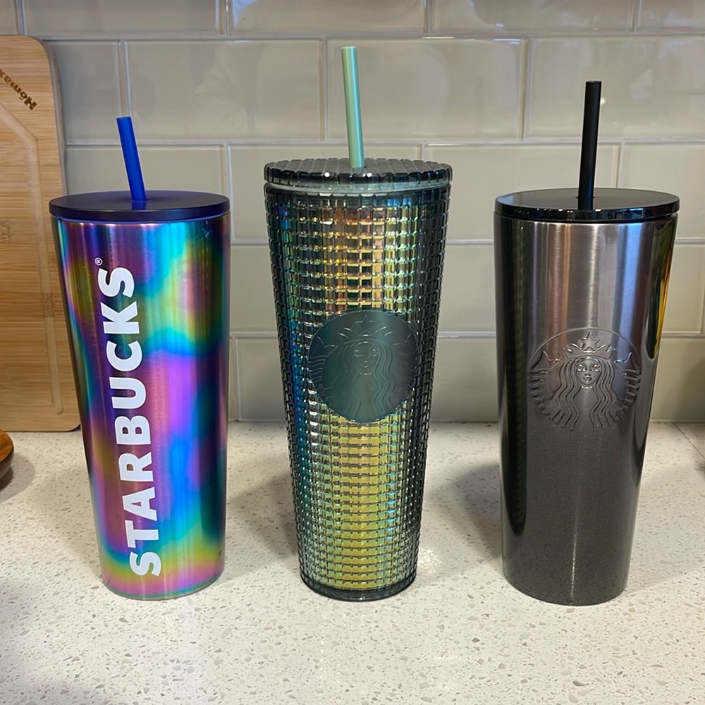 LOT of 3 Starbucks cups with lids and straws